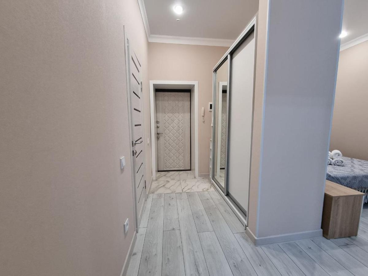 1 Комнатная Рядом C Expo, Mega Silk Way Apartman Asztana Kültér fotó