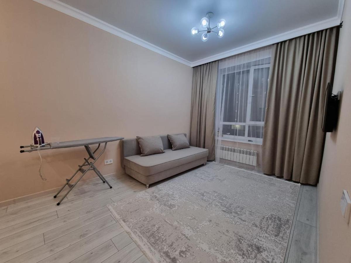 1 Комнатная Рядом C Expo, Mega Silk Way Apartman Asztana Kültér fotó